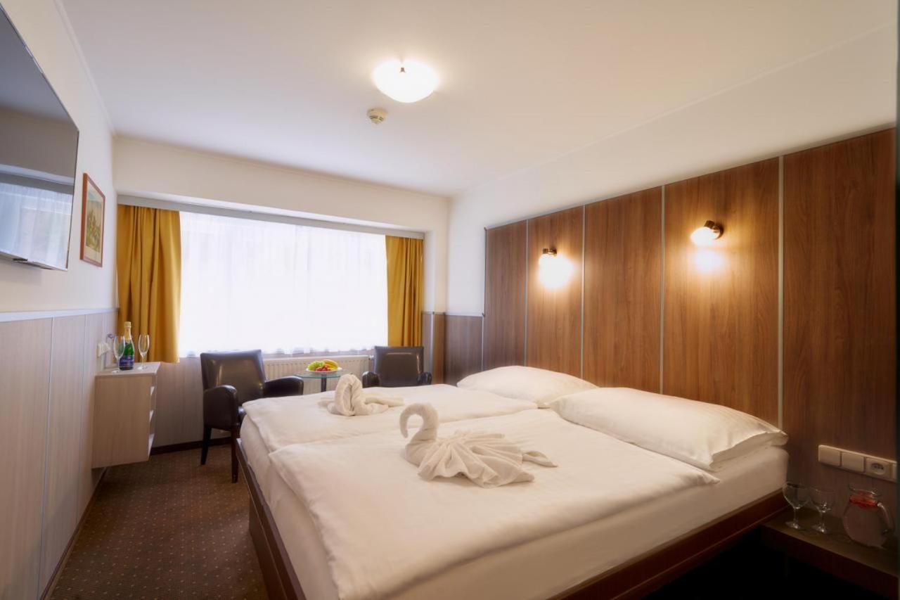 Wellness Hotel Green Paradise Pirkenhammer Eksteriør billede